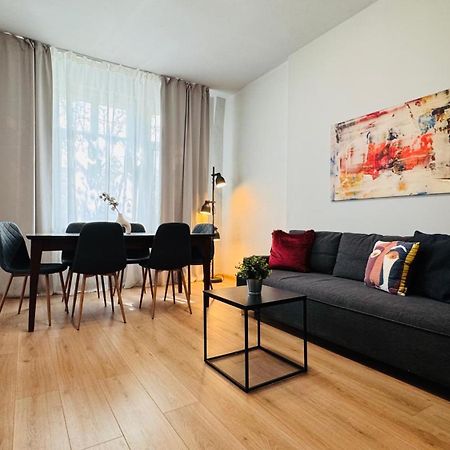 Ideal Home - Spacious & Modern Accommodation Near Unirii Square Бухарест Экстерьер фото
