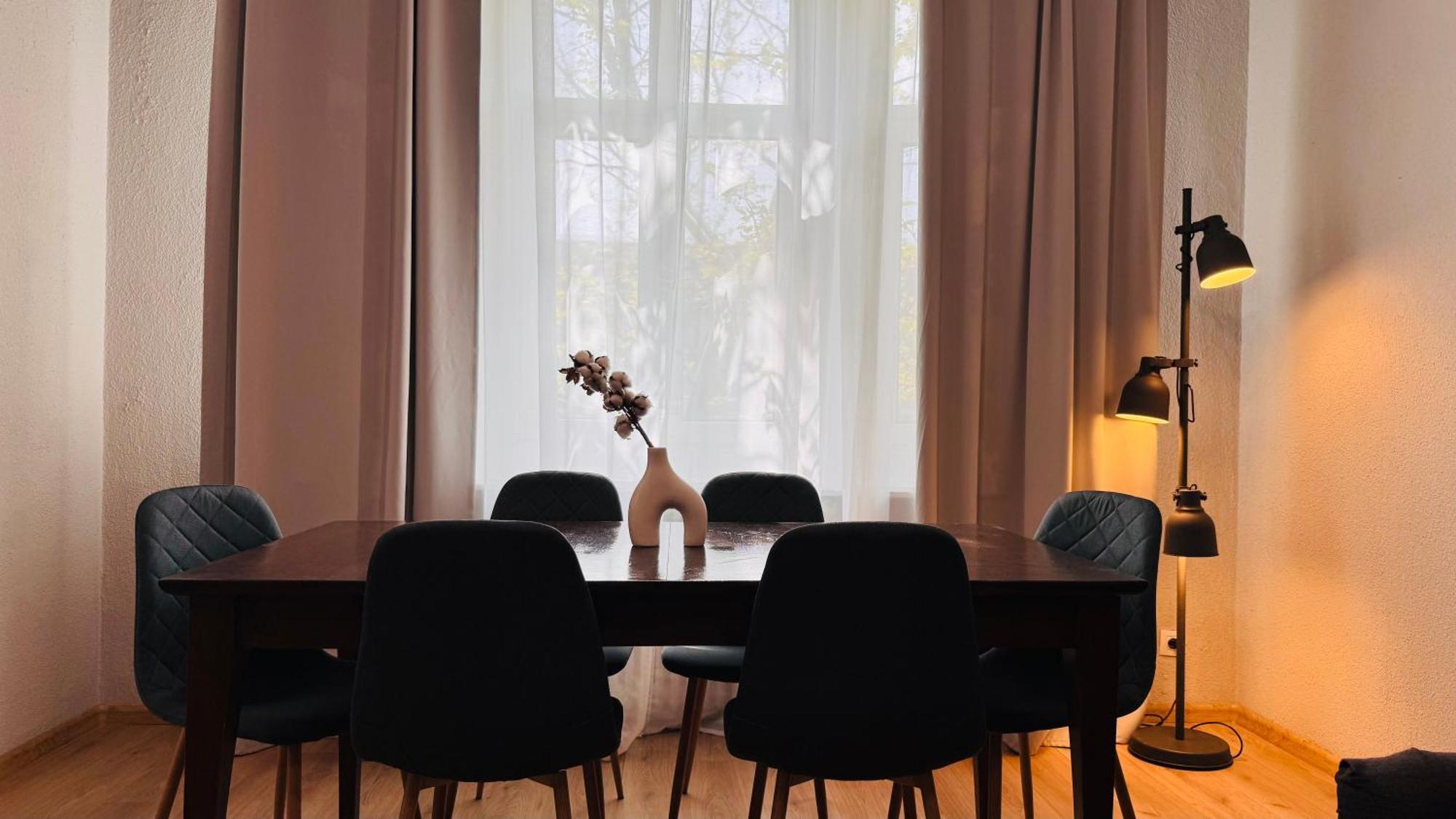 Ideal Home - Spacious & Modern Accommodation Near Unirii Square Бухарест Экстерьер фото