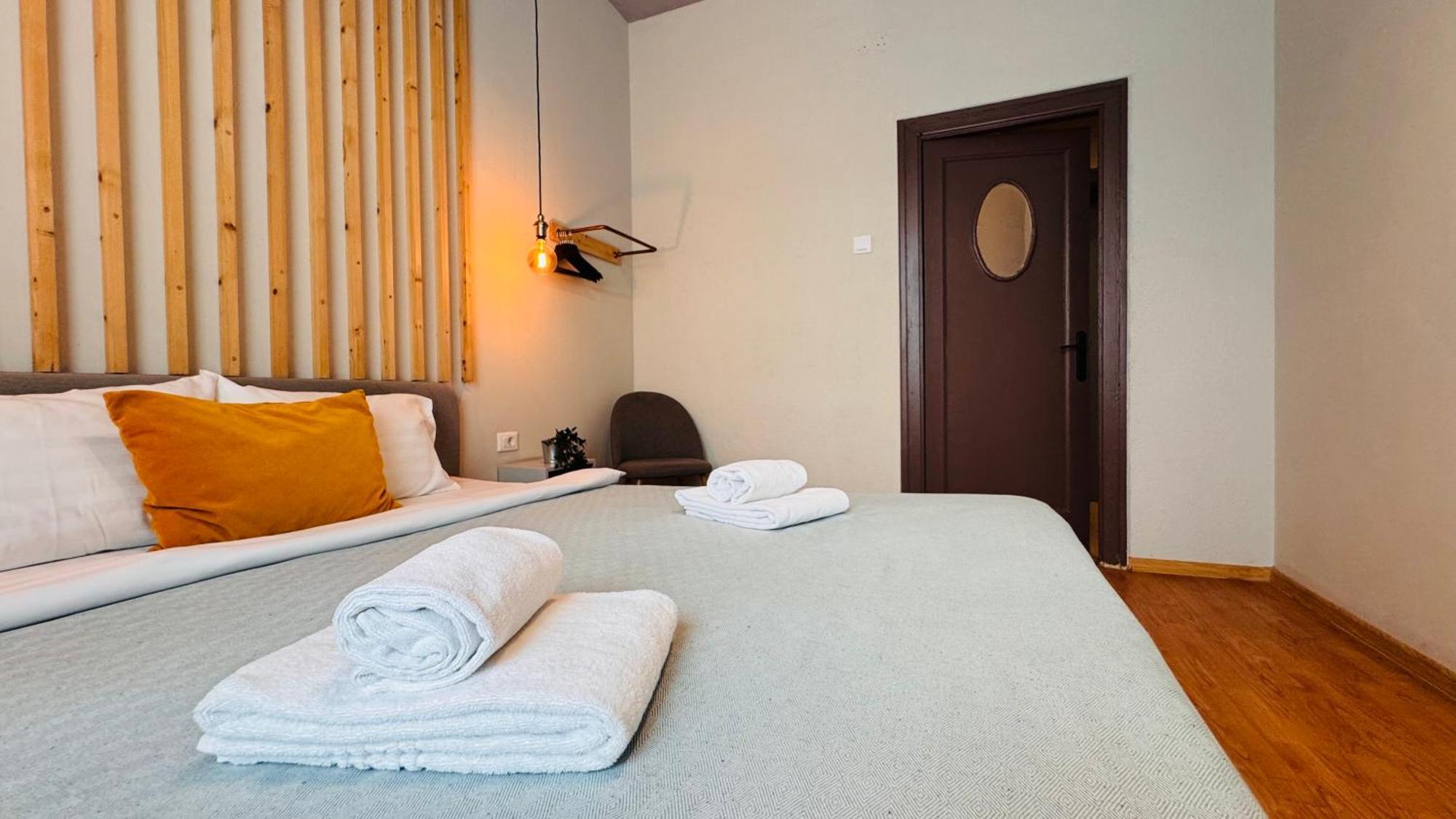 Ideal Home - Spacious & Modern Accommodation Near Unirii Square Бухарест Номер фото