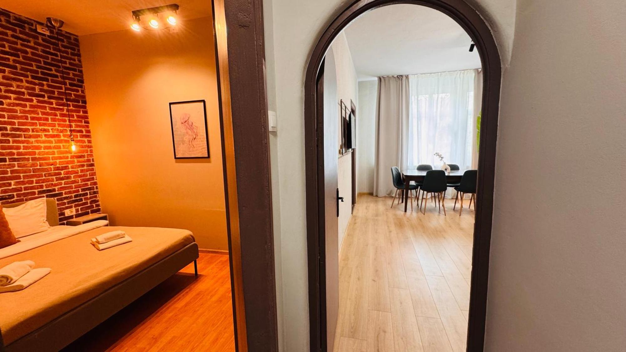 Ideal Home - Spacious & Modern Accommodation Near Unirii Square Бухарест Номер фото