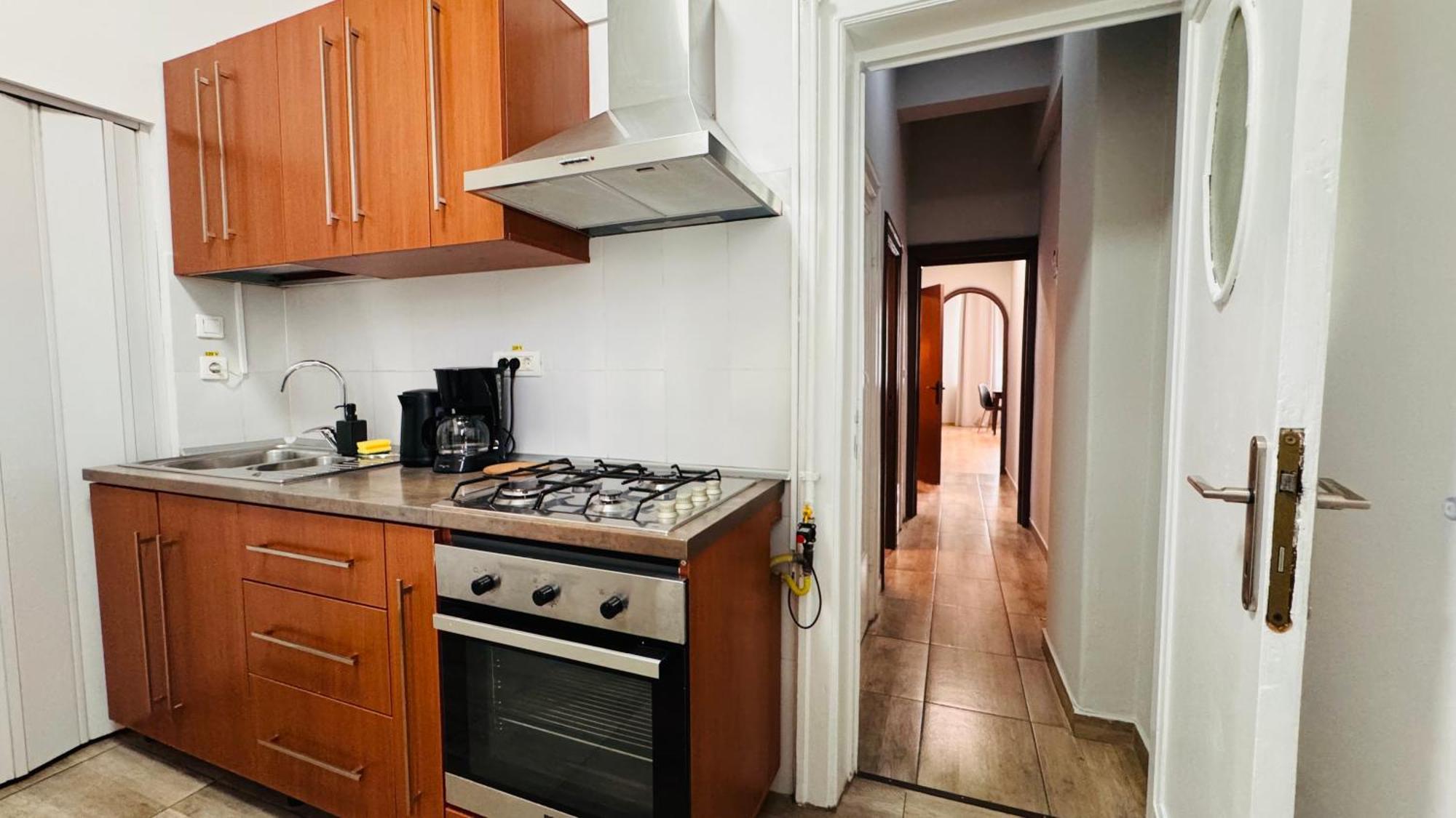 Ideal Home - Spacious & Modern Accommodation Near Unirii Square Бухарест Номер фото